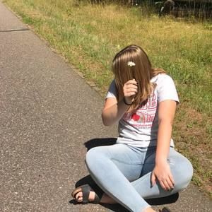 Meet your Posher, Carissa